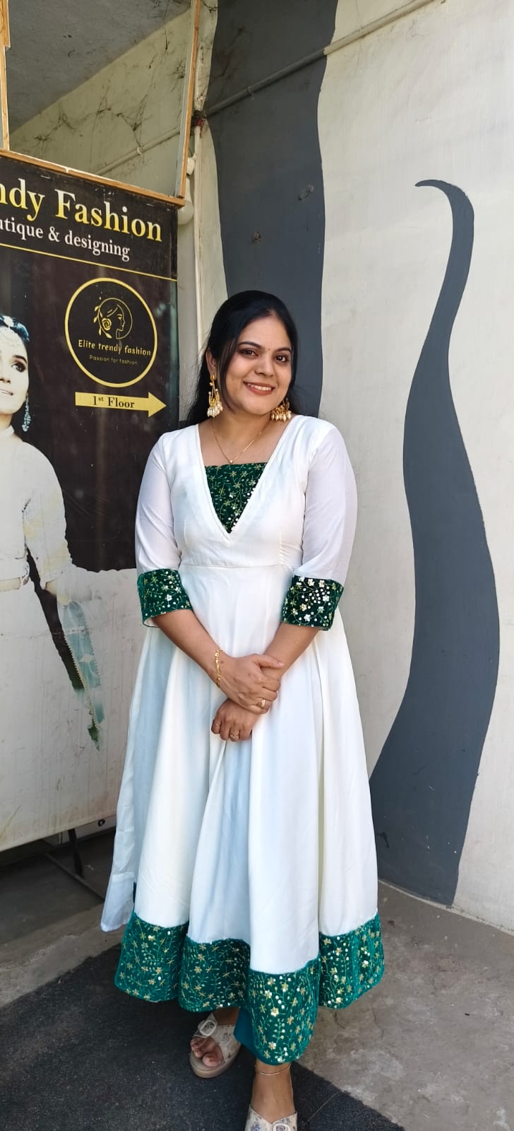 PSQ026 - Ivory swing dress