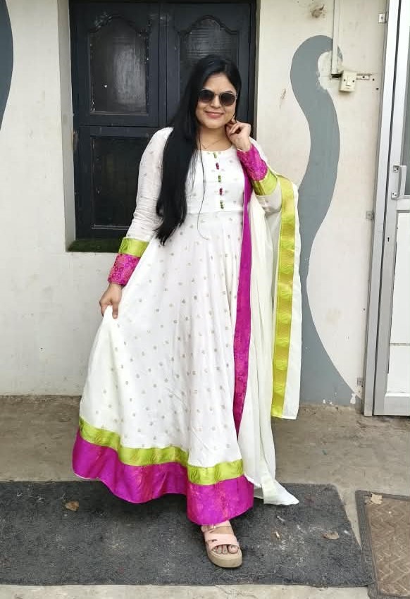 PSQ066 - ivory queen anarkali